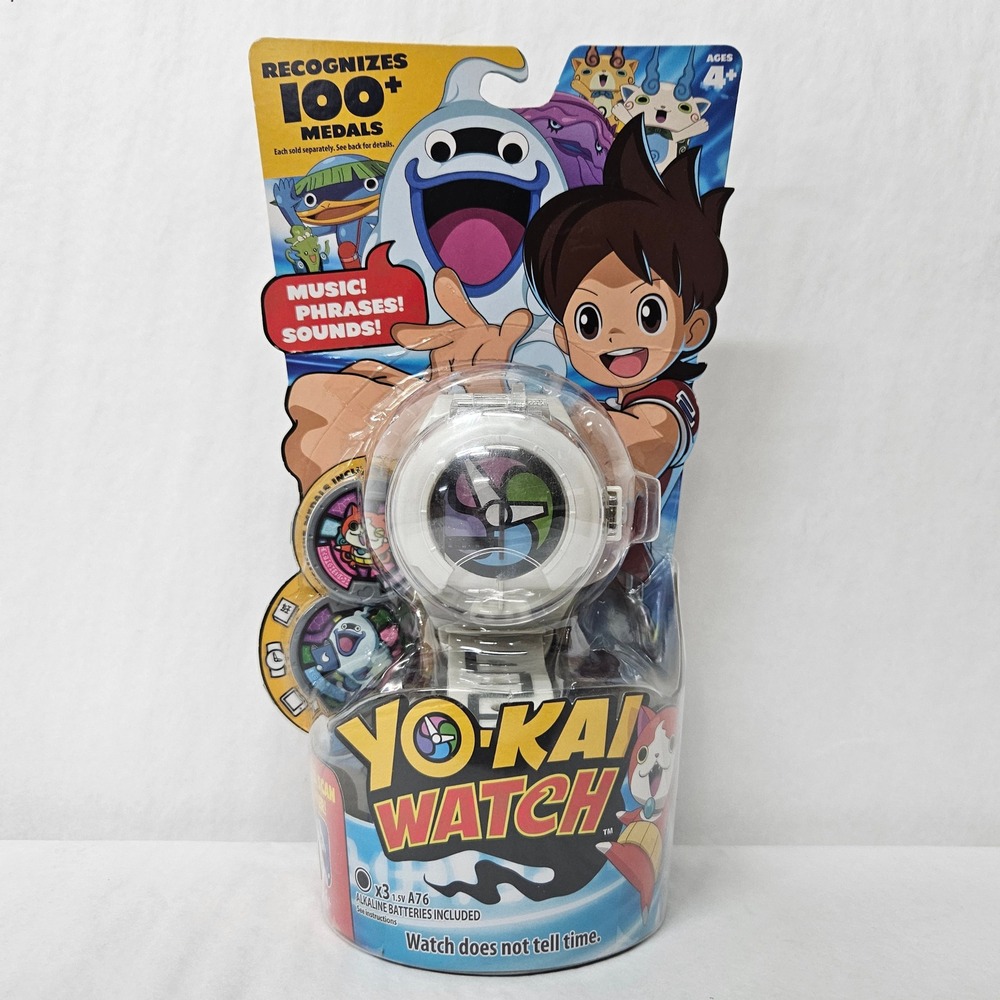 Hasbro Yo-Kai Watch with 2 Medals B5943 Sounds Phrases Music New